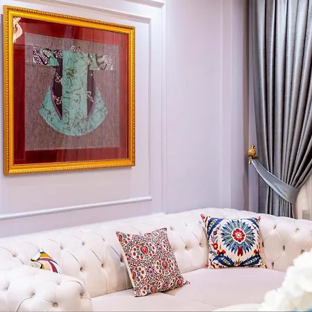 Bright Bed & Breakfast 4*