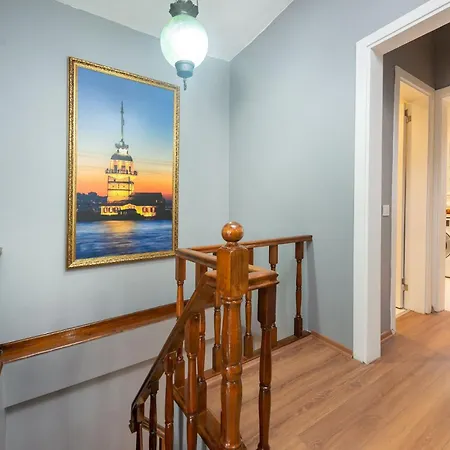 Bright * Κωνσταντινούπολη